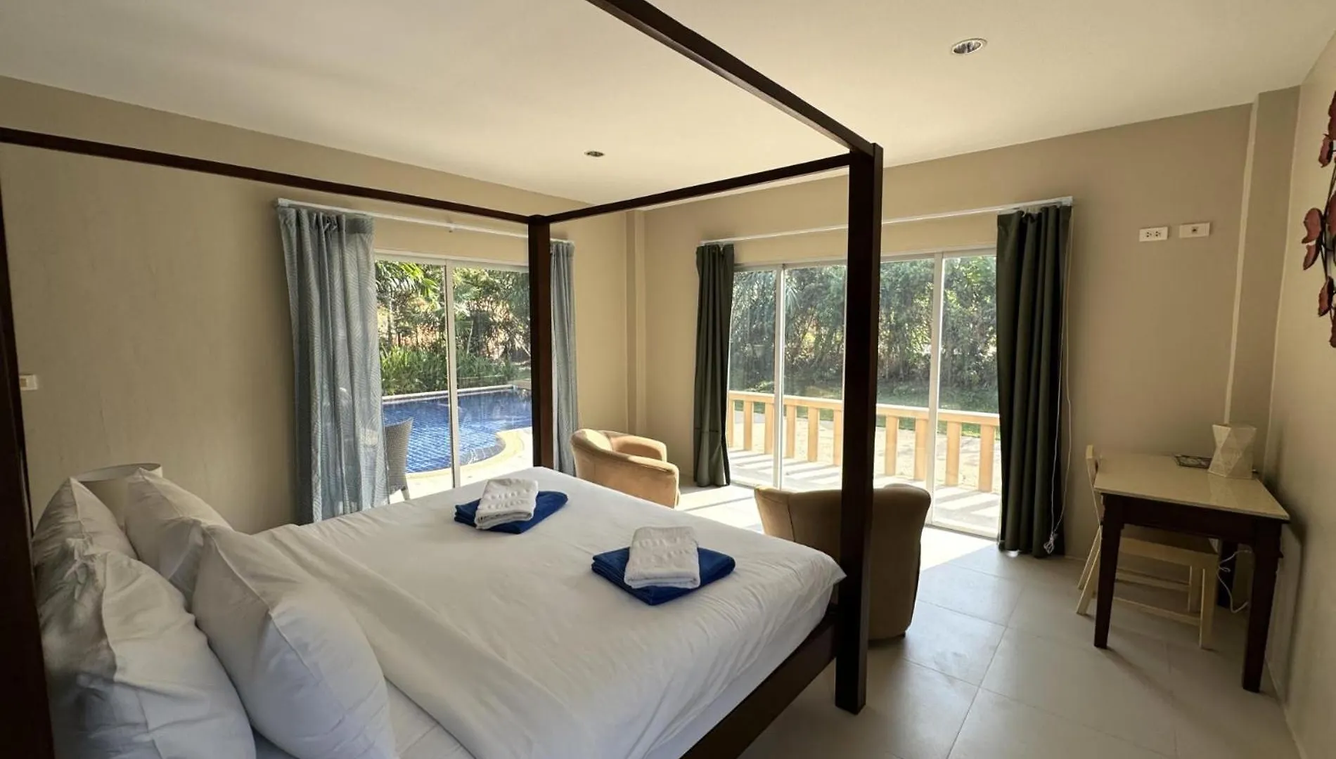 Nai Thon Villa With Pool, Garden, Rooftop Terrace Phuket